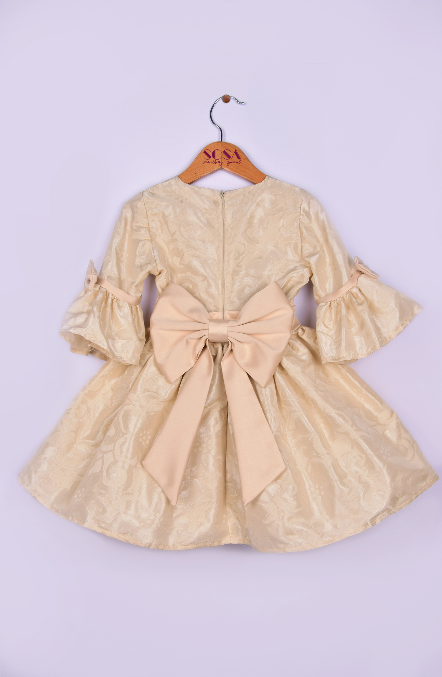 Svečana bež haljina za devojčice od brokata  