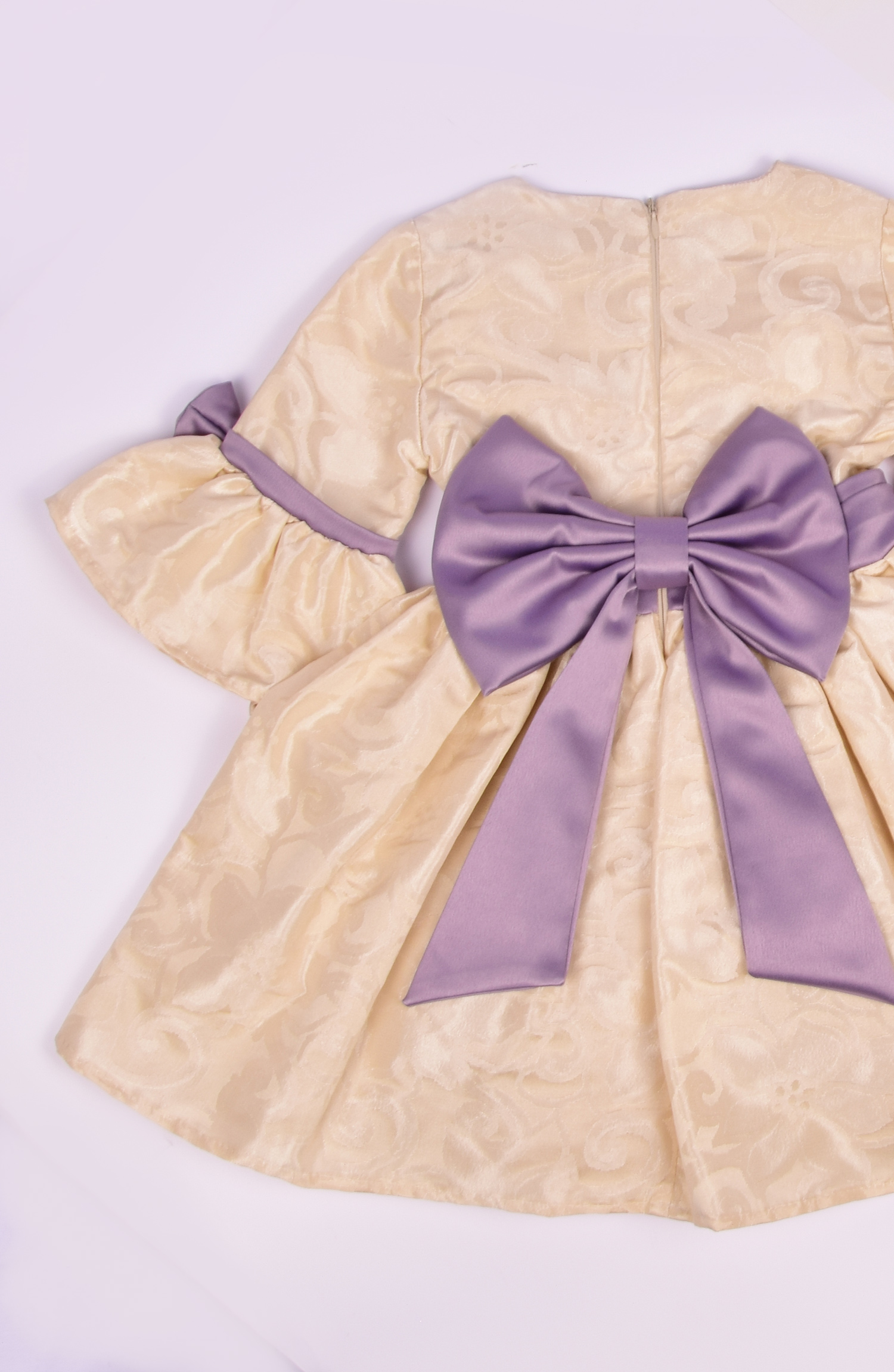 Svečana bež haljina za devojčice od brokata  