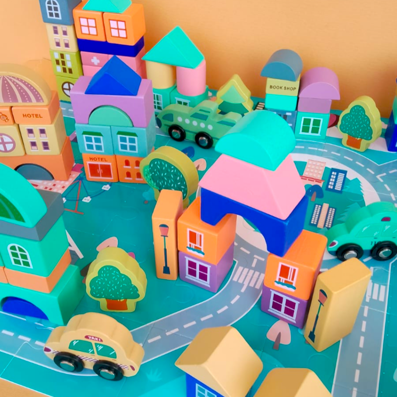 SOVA grad edukativna igračka drvene kocke 