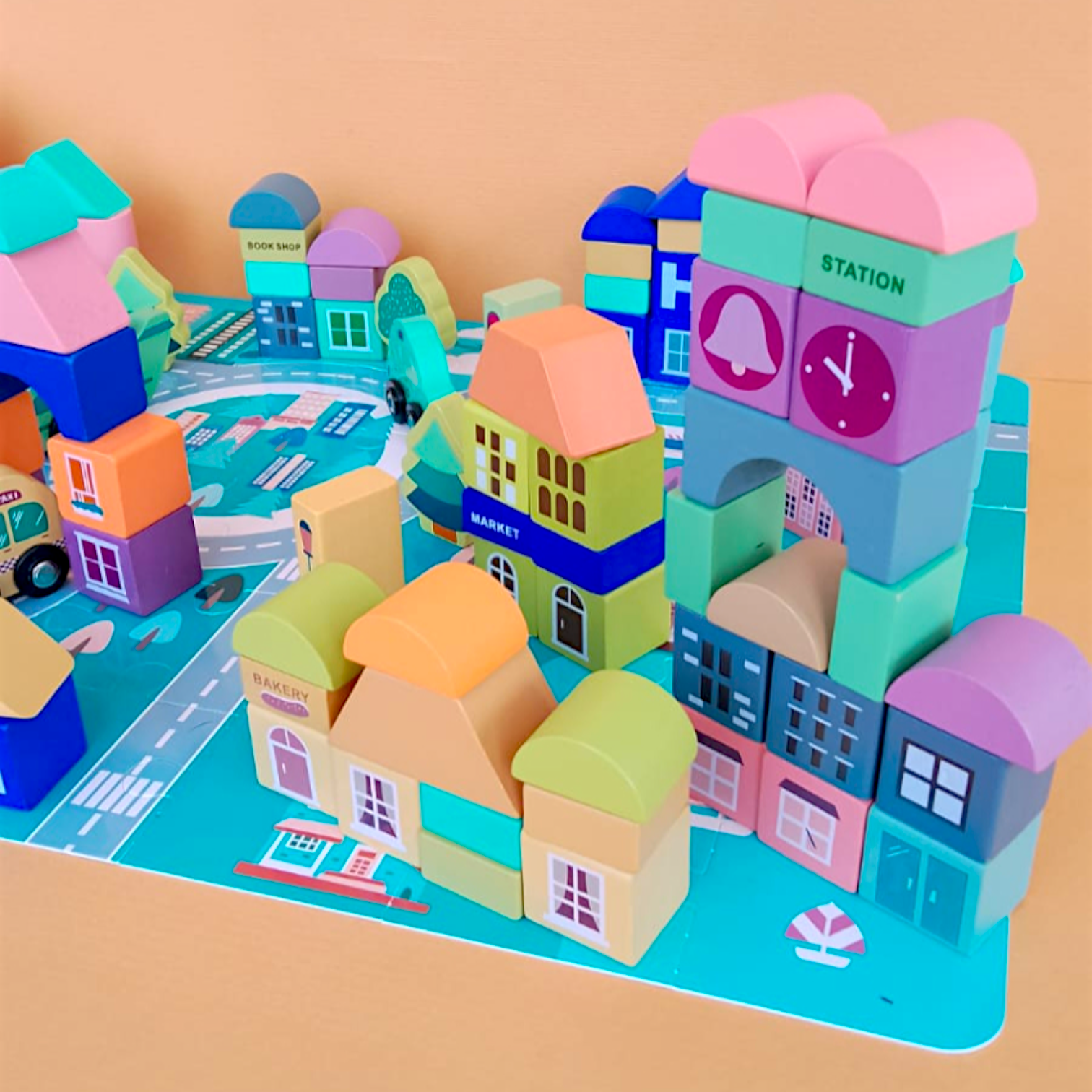 SOVA grad edukativna igračka drvene kocke 