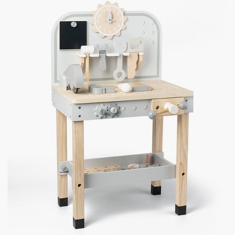 SOVA  drveni sto sa alatom - radionica 