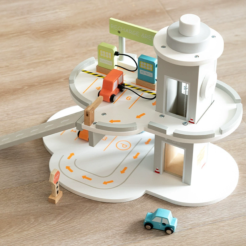 Garaža drvena siva na dva sprata 